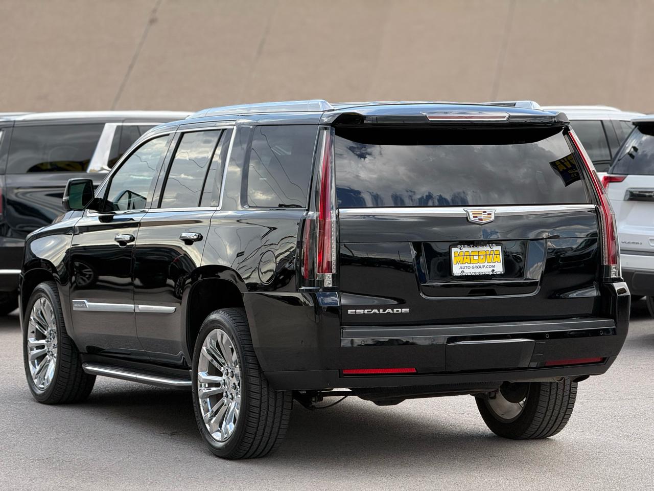 Cadillac Escalade 4WD 4dr Luxury 2020