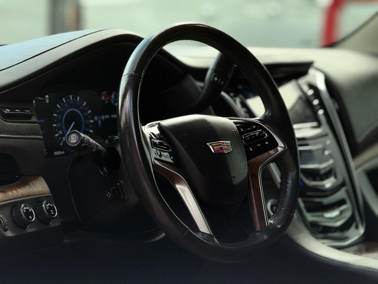 Cadillac Escalade 4WD 4dr Luxury 2020