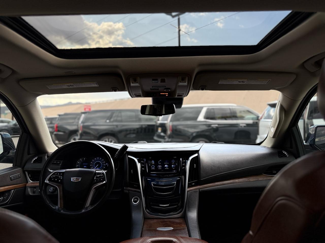 Cadillac Escalade 4WD 4dr Luxury 2020