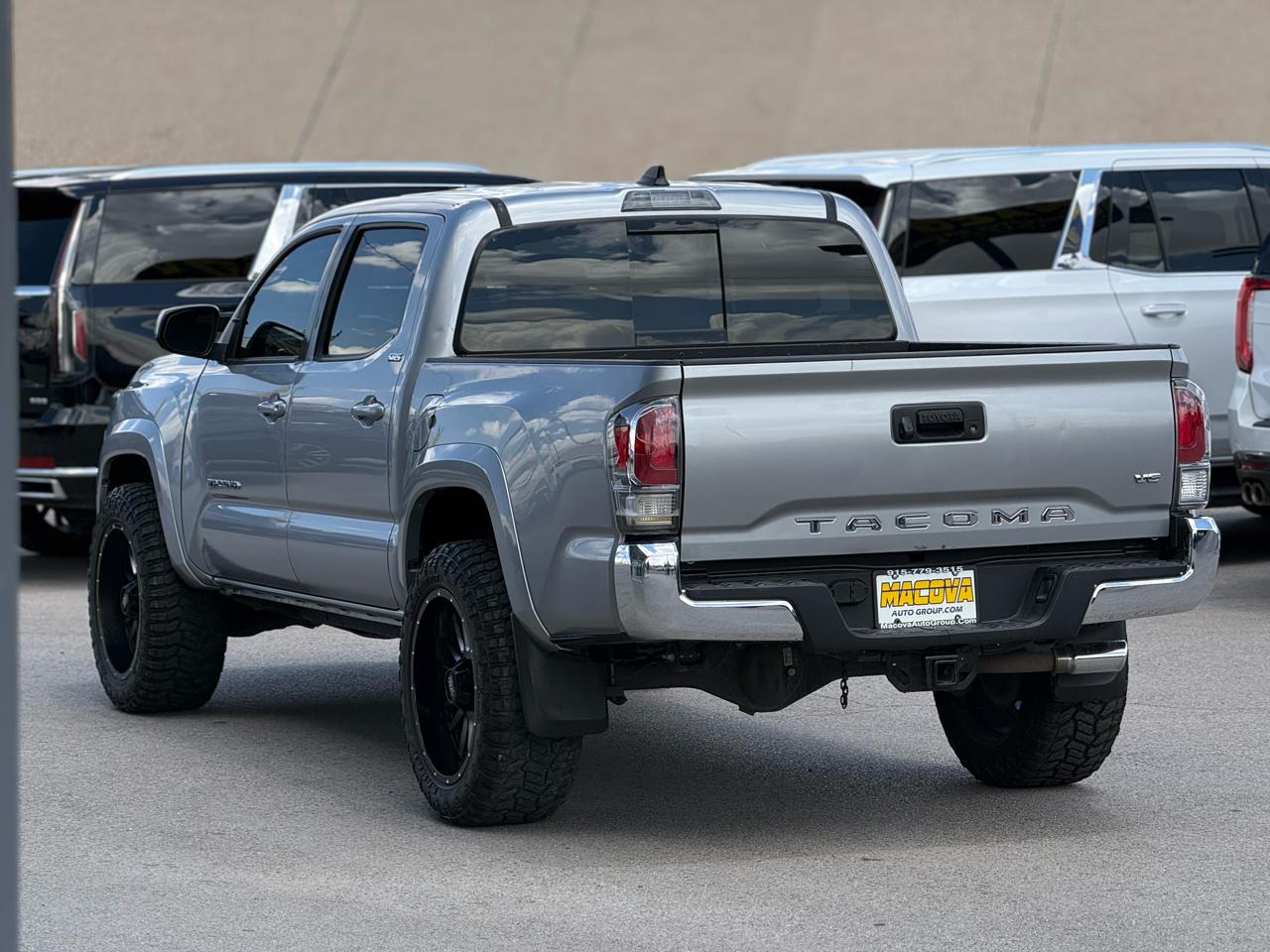 Toyota Tacoma 2WD TRD Off Road Double Cab 5' Bed V6 AT (Natl) 2021