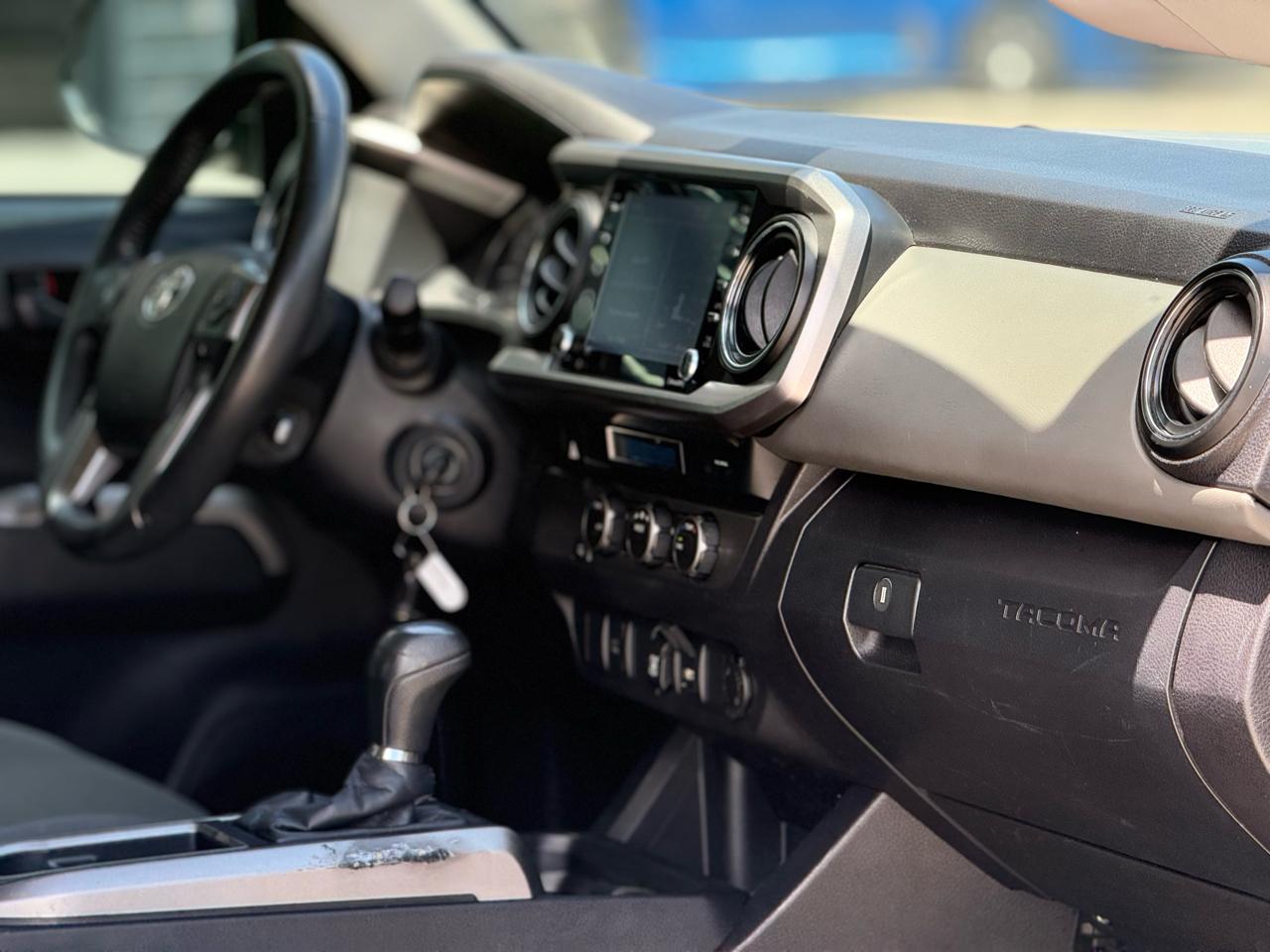 Toyota Tacoma 2WD TRD Off Road Double Cab 5' Bed V6 AT (Natl) 2021