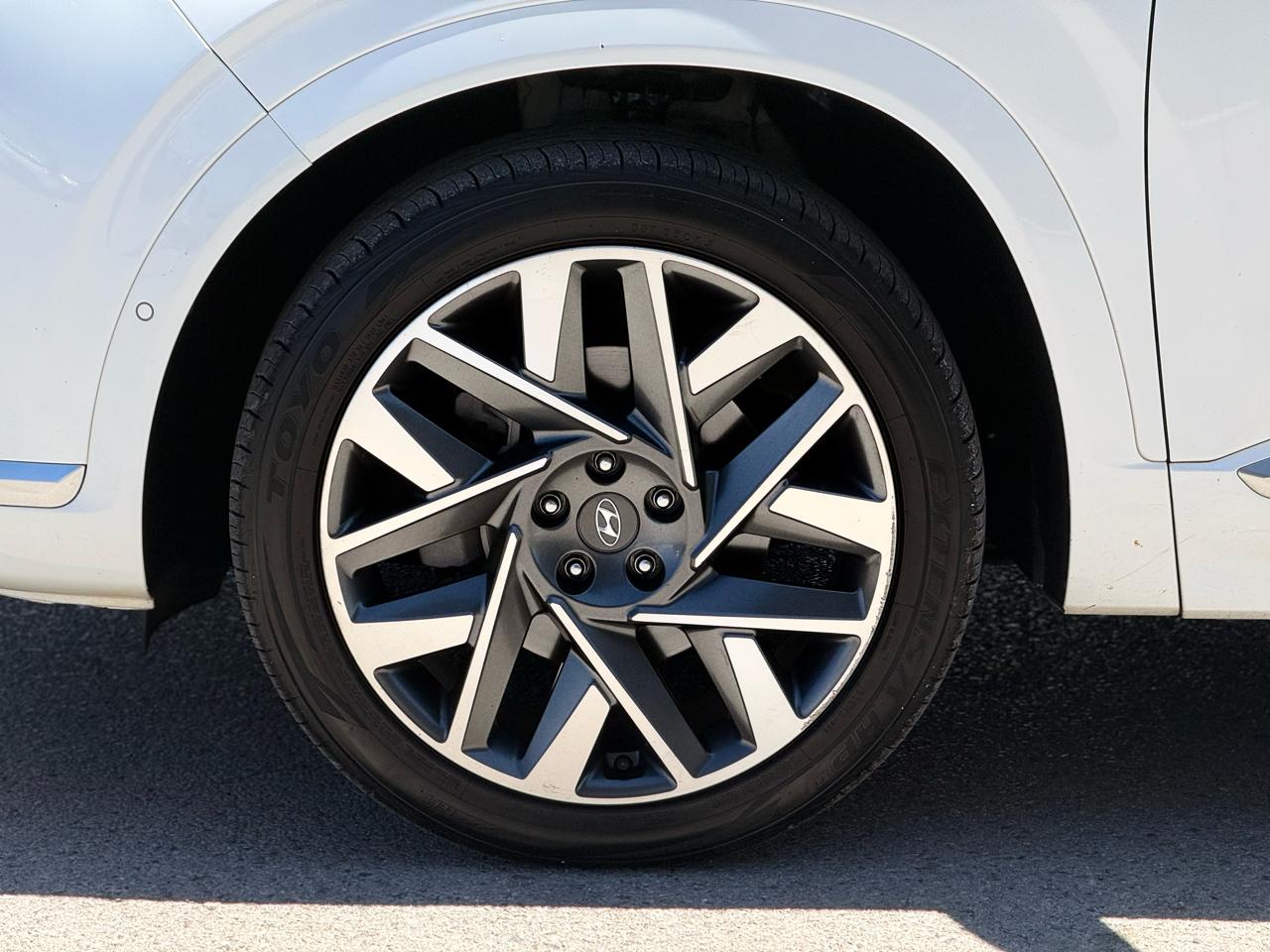 Hyundai Santa Fe Calligraphy FWD 2022