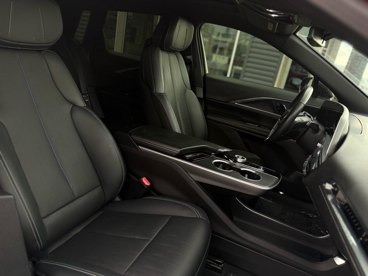 Cadillac Lyriq 4dr Luxury w/1SC 2024