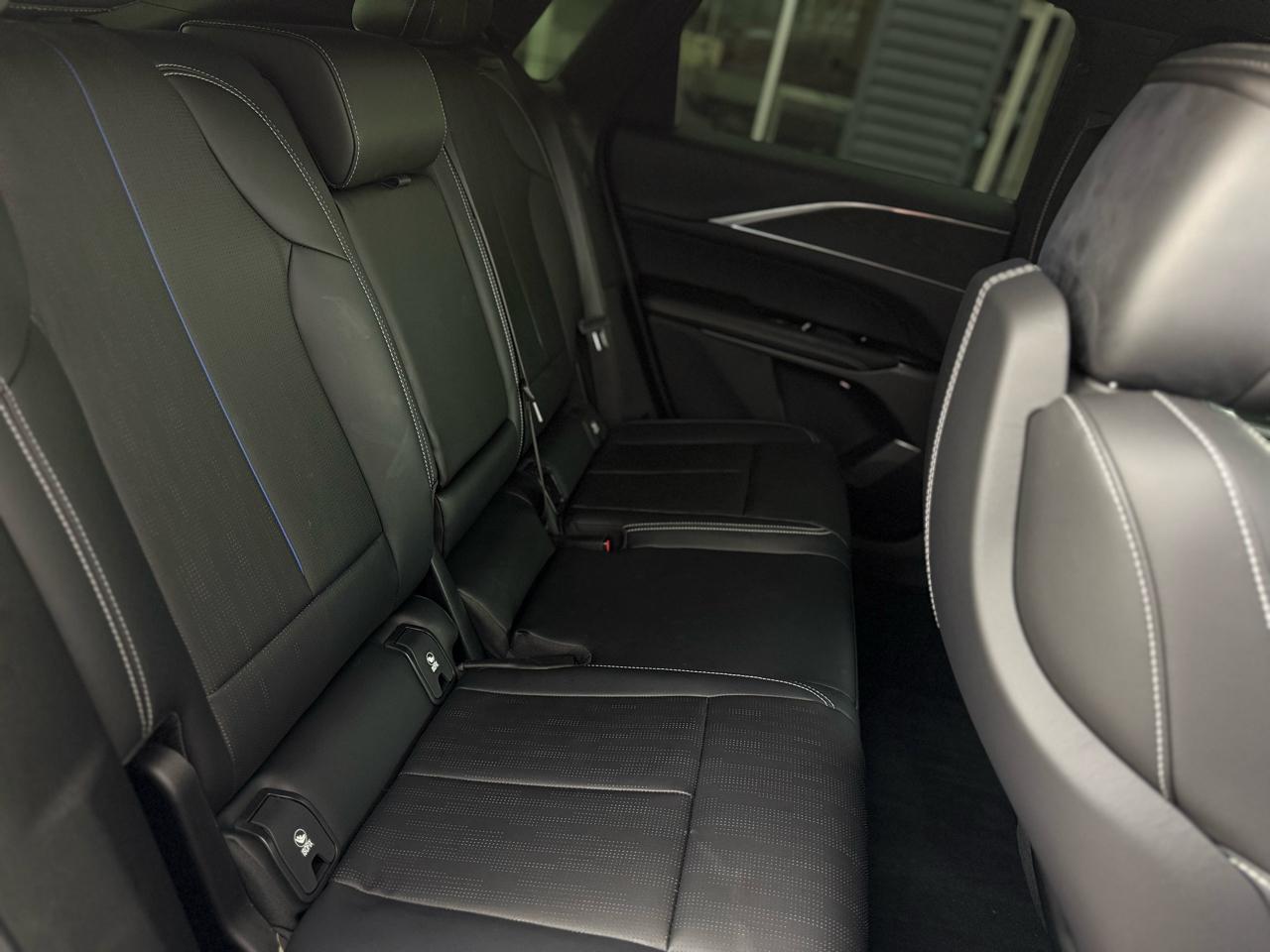 Cadillac Lyriq 4dr Luxury w/1SC 2024
