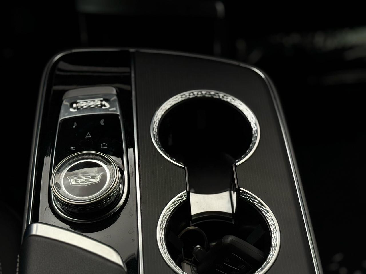 Cadillac Lyriq 4dr Luxury w/1SC 2024