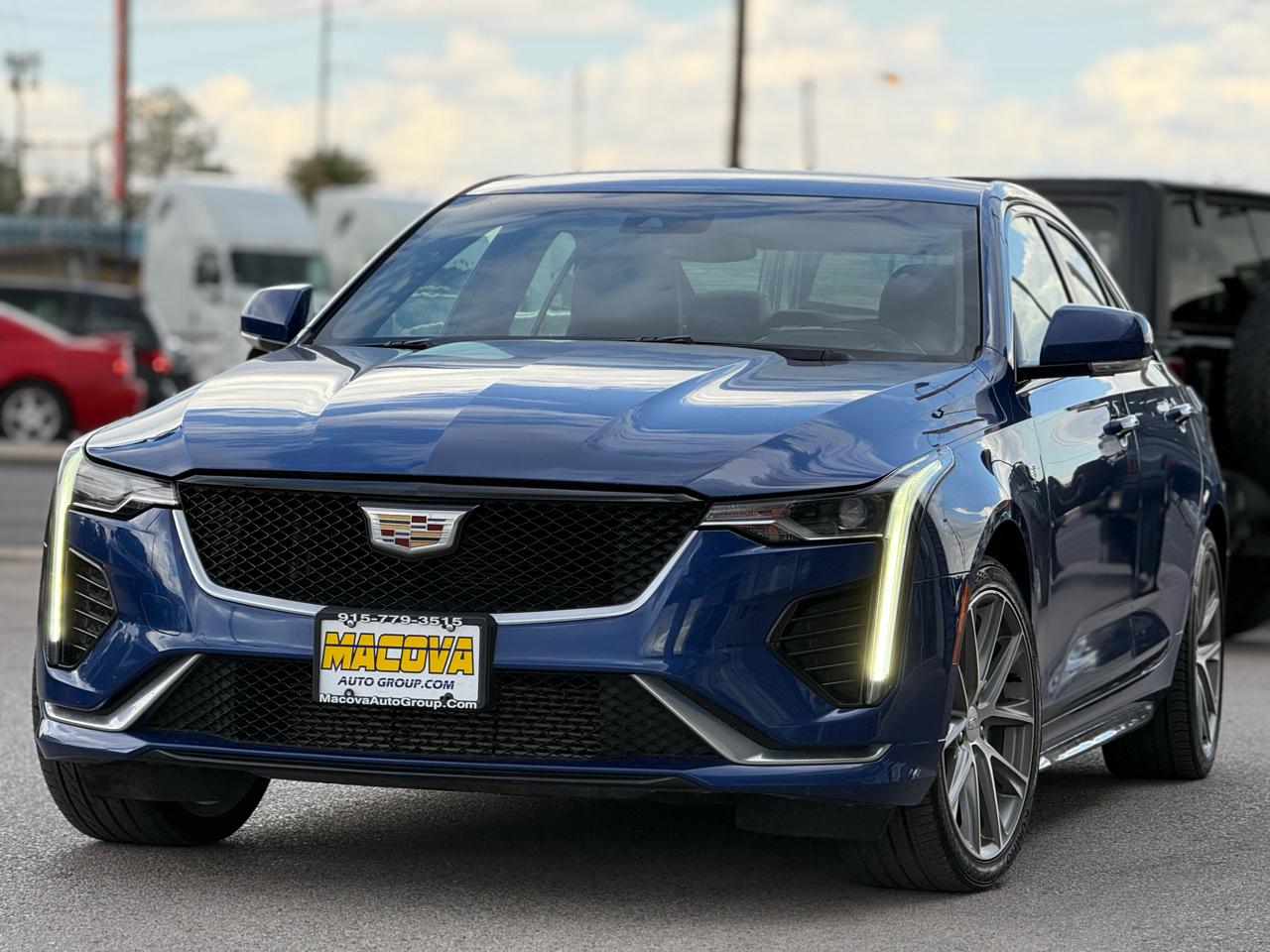 Cadillac CT4 4dr Sdn Sport 2020