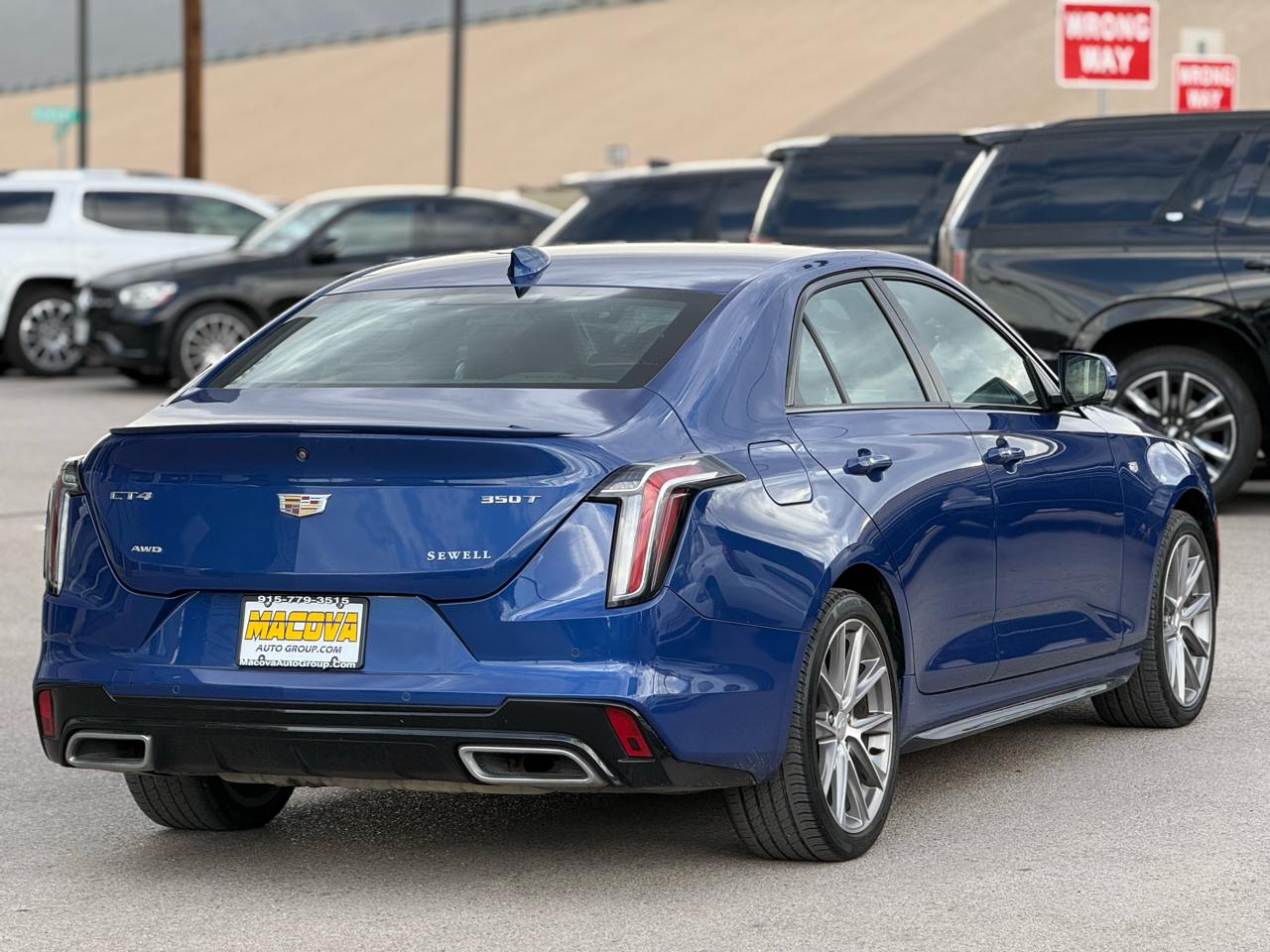 Cadillac CT4 4dr Sdn Sport 2020