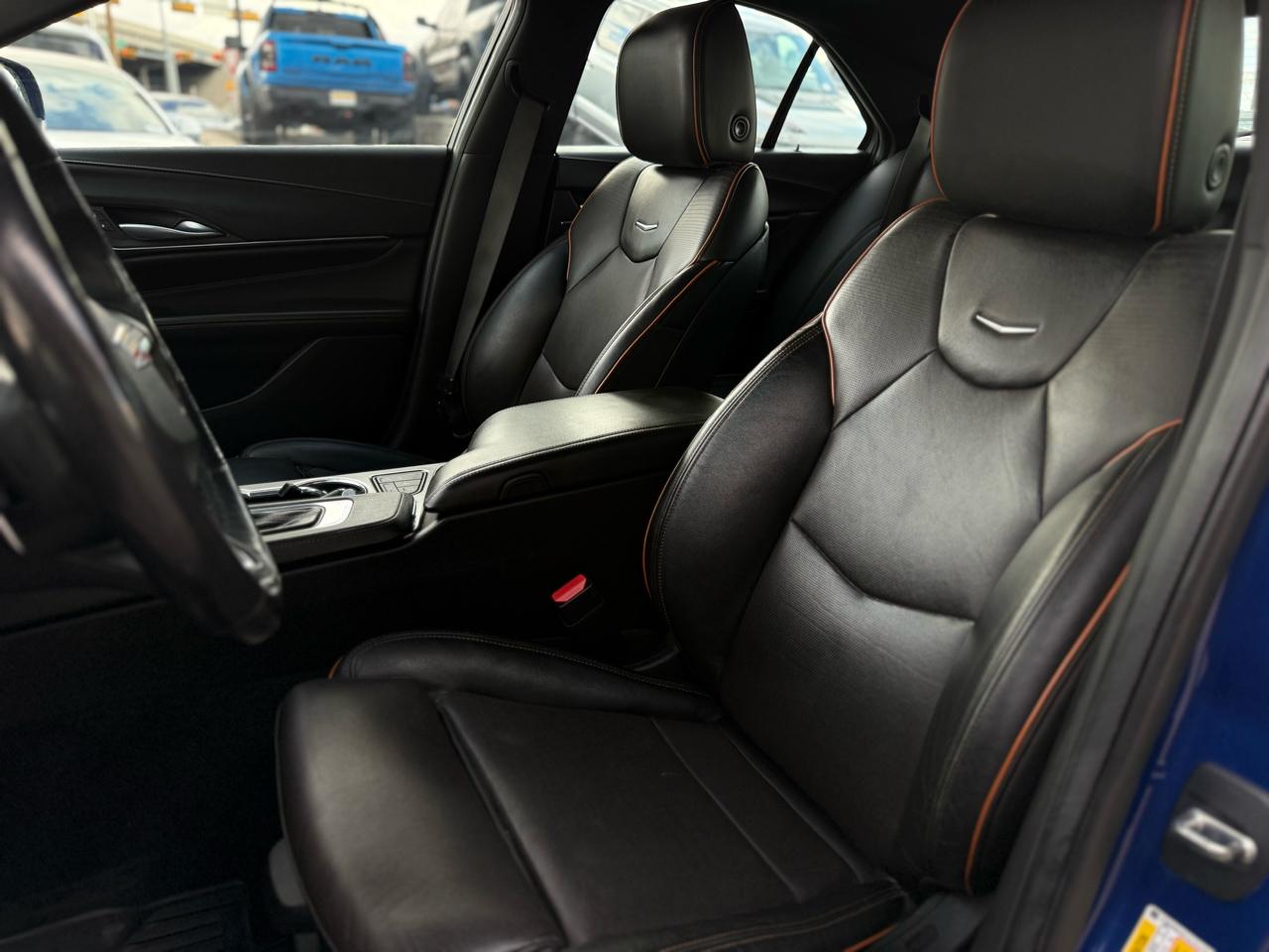 Cadillac CT4 4dr Sdn Sport 2020