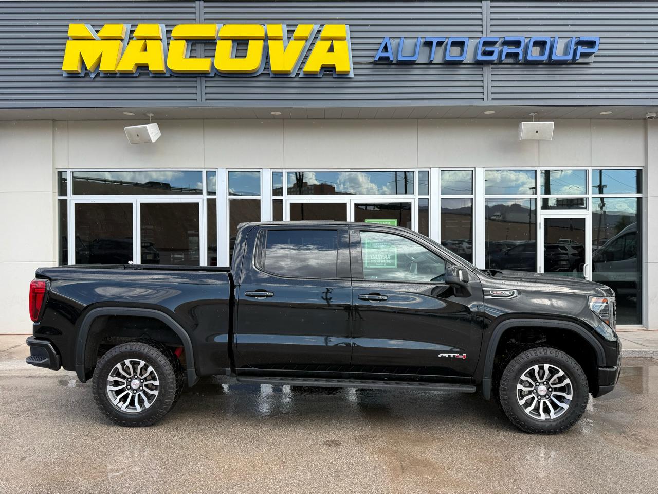 2023 GMC Sierra 1500 4WD Crew Cab 147" AT4