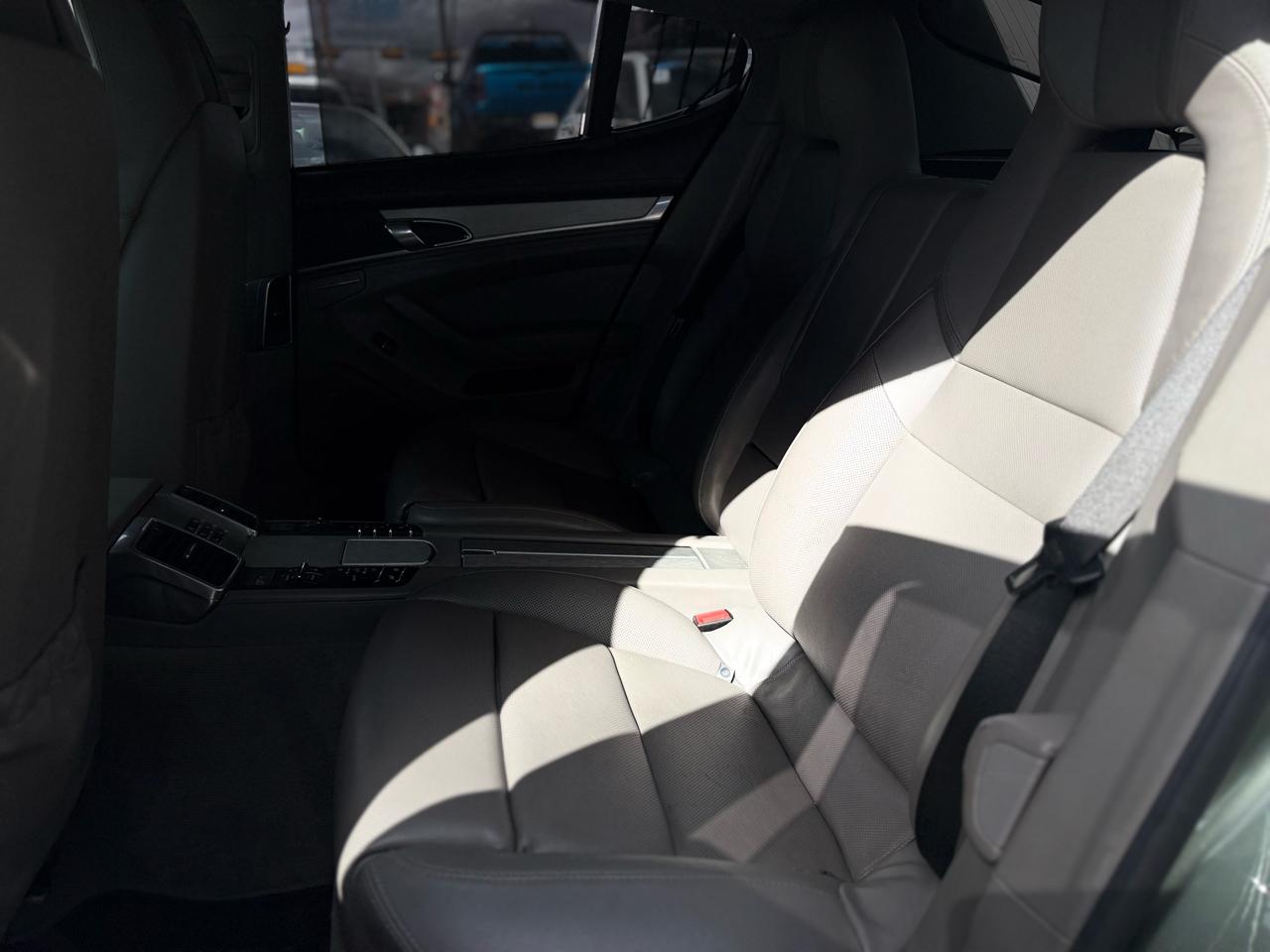 Porsche Panamera 4dr HB S Hybrid 2012