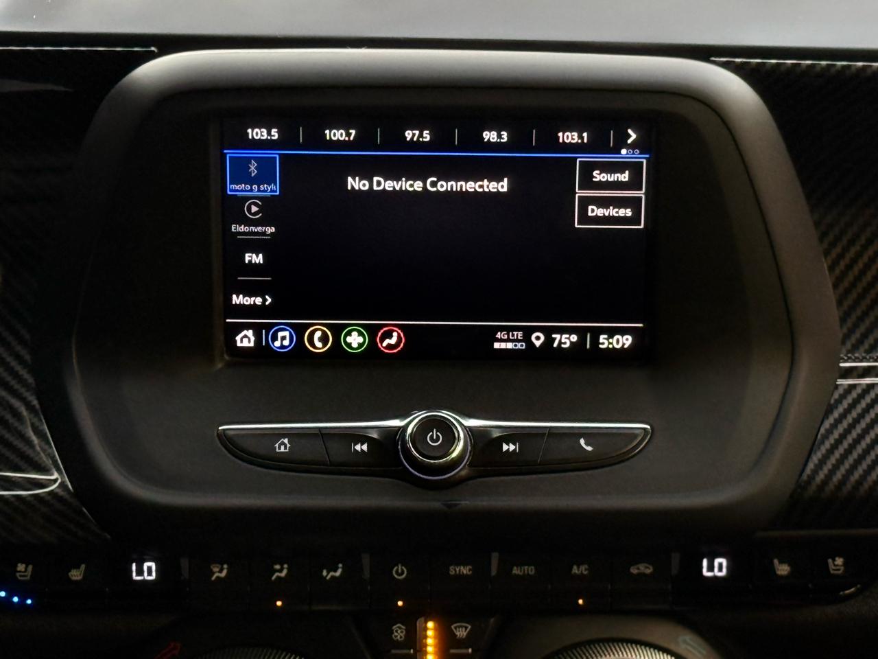 Chevrolet Camaro 2dr Cpe 2LT 2021
