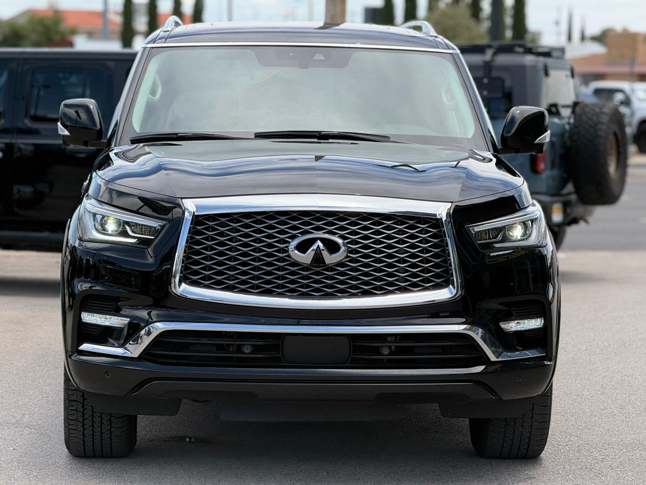 Infiniti QX80 LUXE RWD 2023