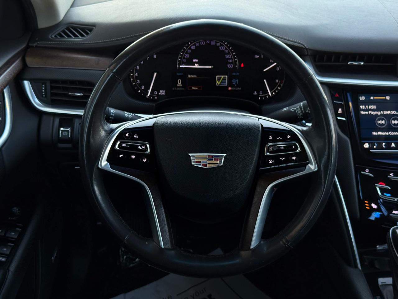 Cadillac XTS 4dr Sdn Luxury FWD 2019