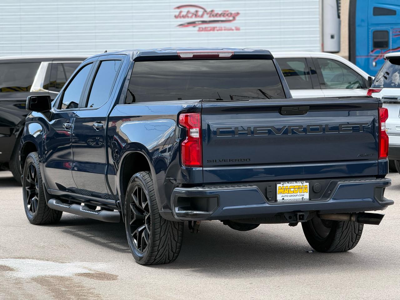 Chevrolet Silverado 1500 2WD Crew Cab 147" RST 2021
