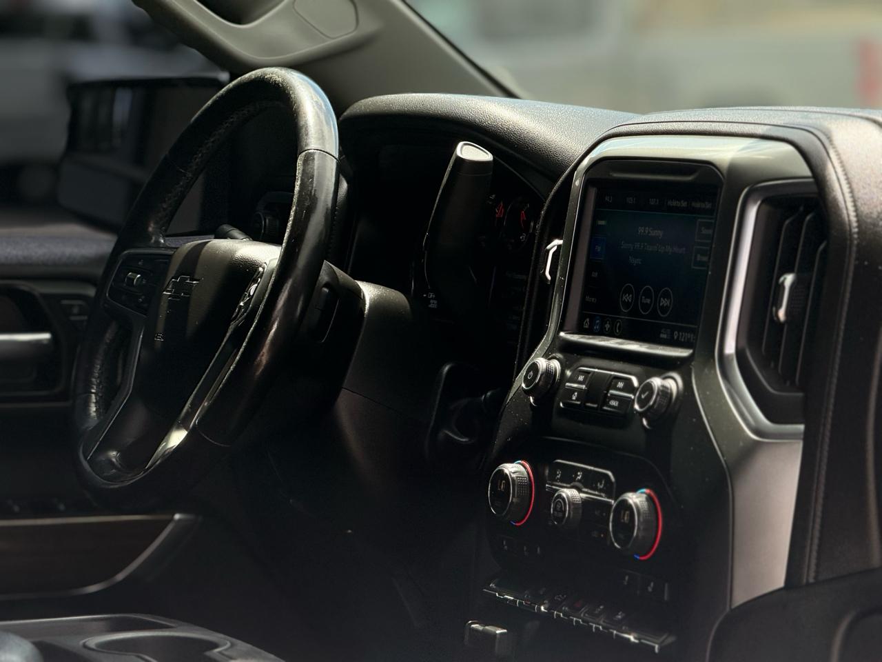 Chevrolet Silverado 1500 2WD Crew Cab 147" RST 2021