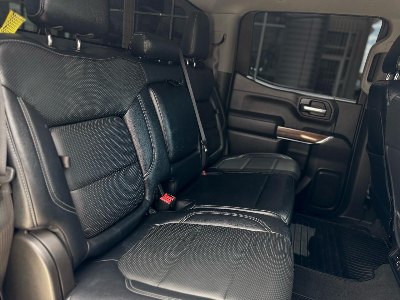 Chevrolet Silverado 1500 2WD Crew Cab 147" RST 2021