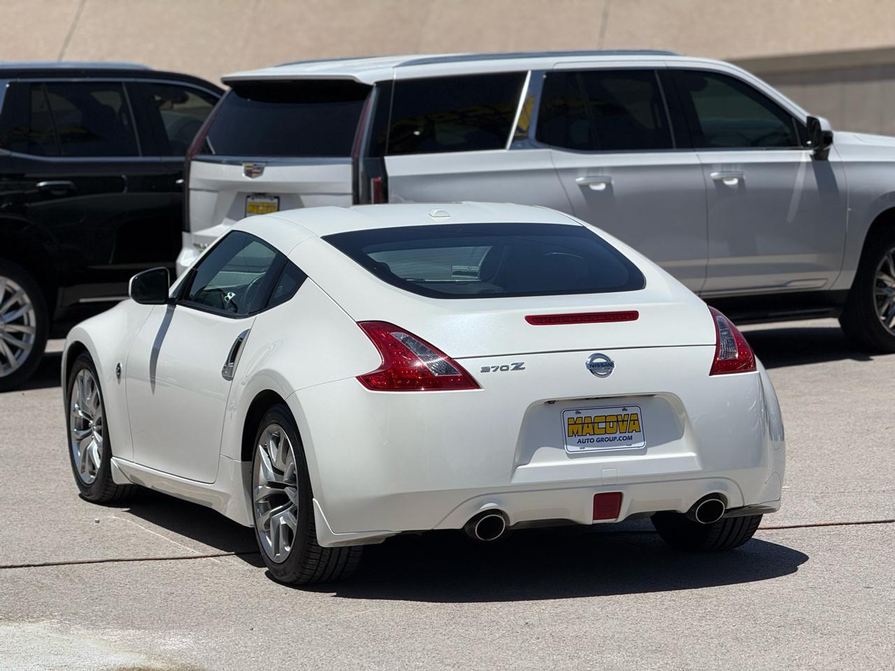 Nissan 370Z 2dr Cpe Auto Touring 2013