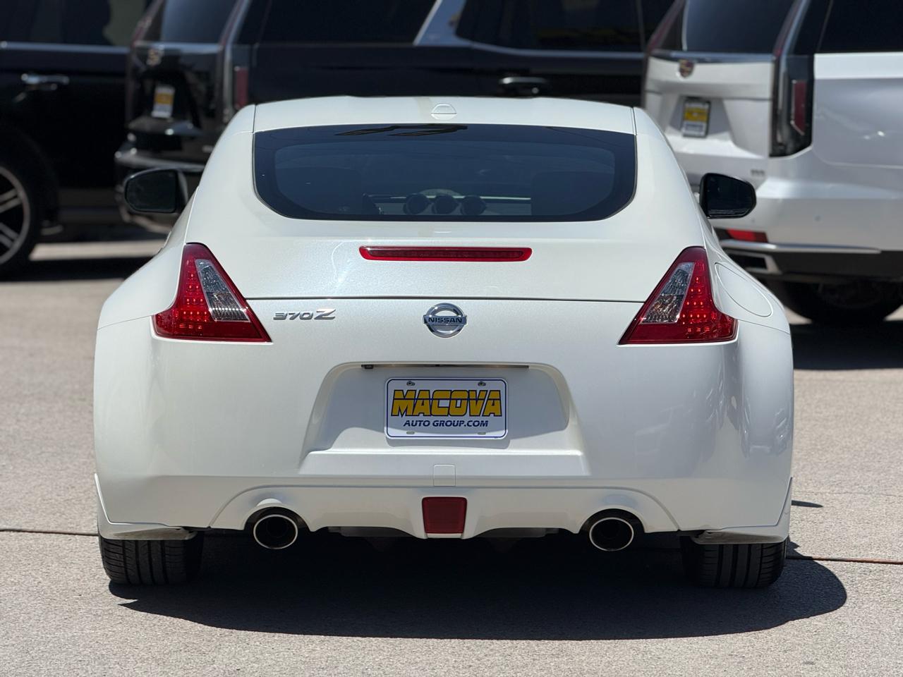 Nissan 370Z 2dr Cpe Auto Touring 2013