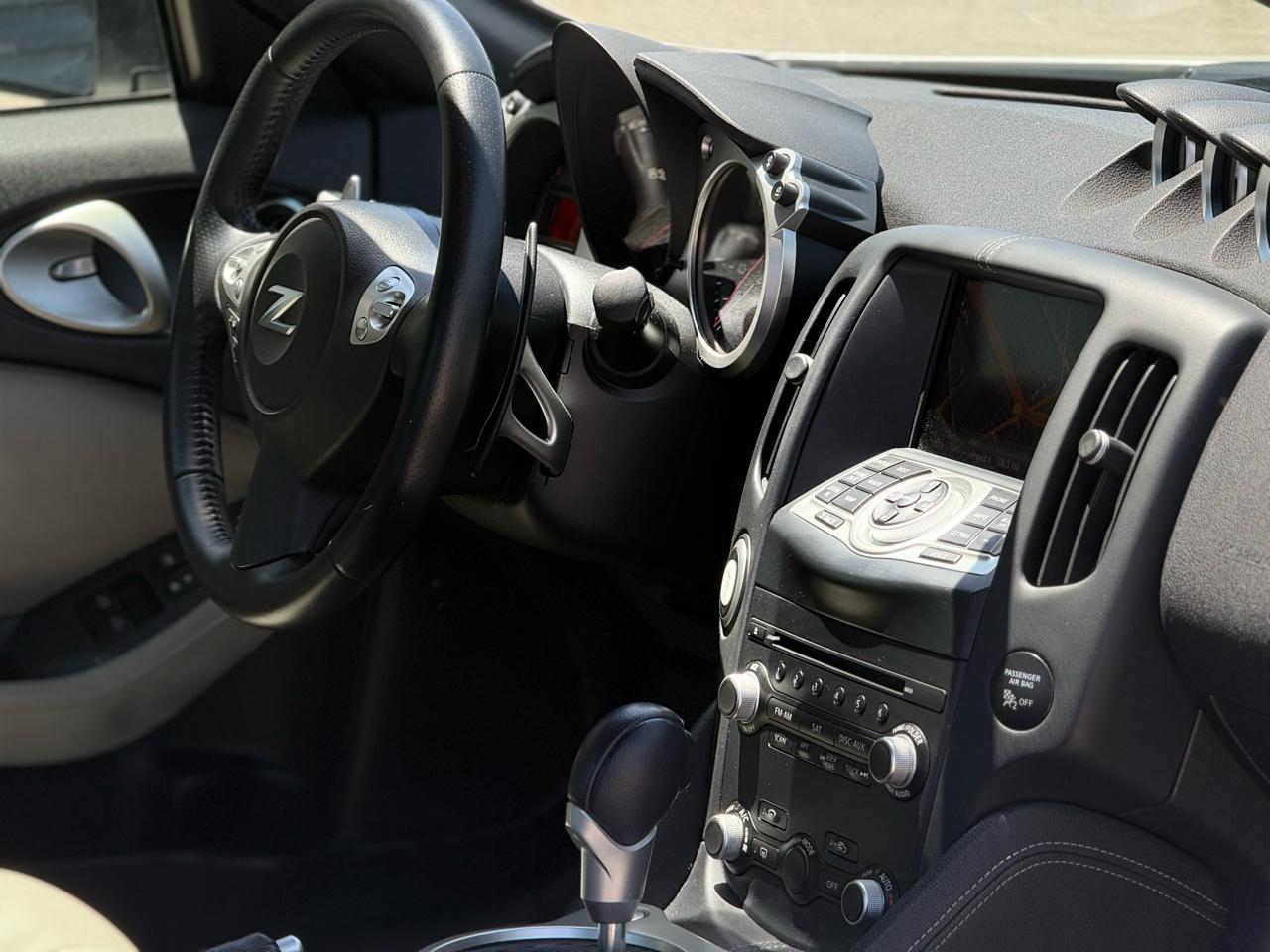 Nissan 370Z 2dr Cpe Auto Touring 2013