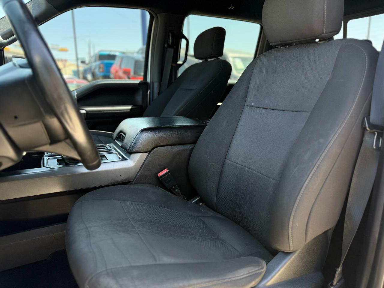 Ford F-150 XLT SuperCrew Short Bed 4WD 2018