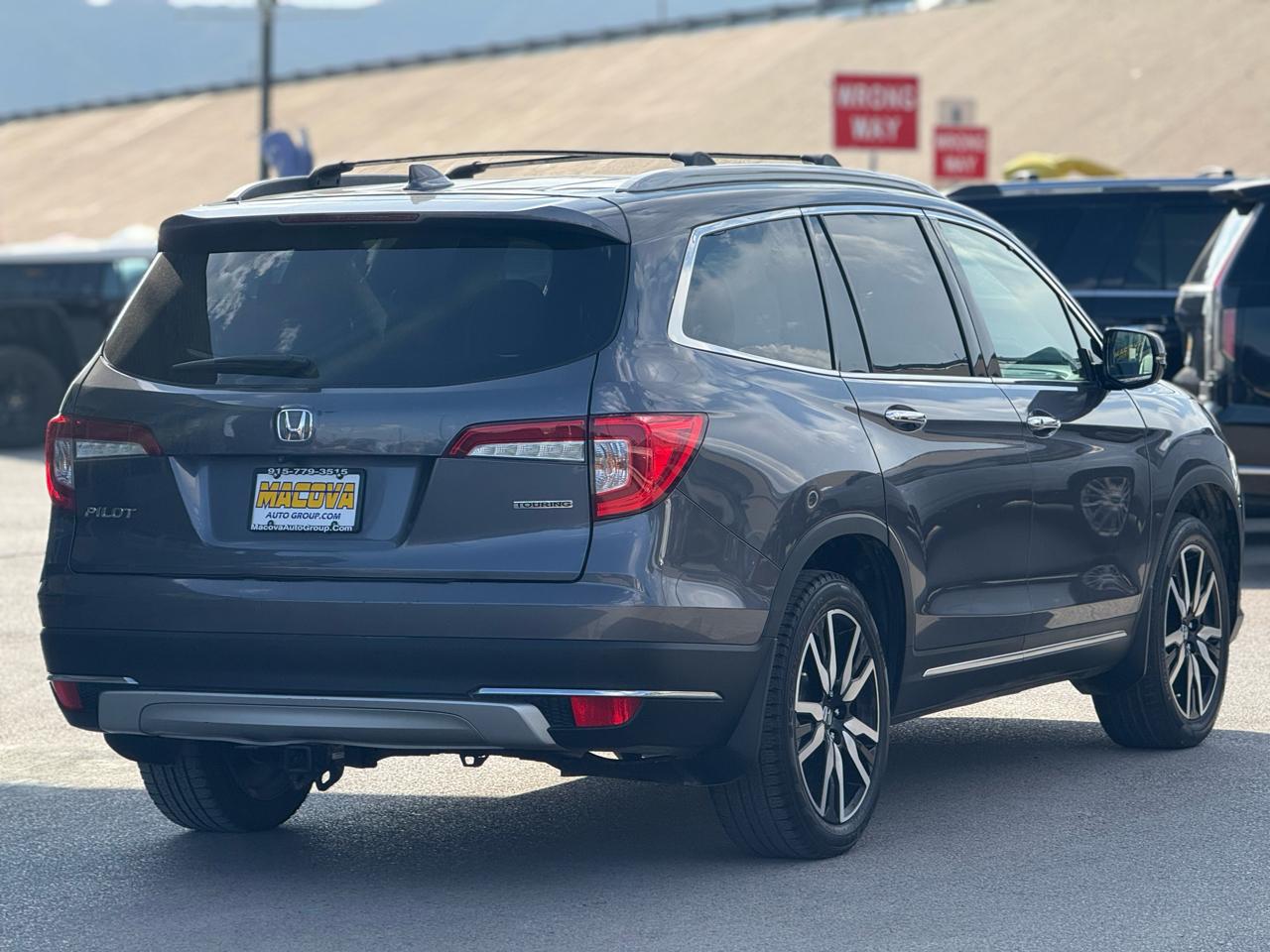 Honda Pilot Touring 7-Passenger 2WD 2019