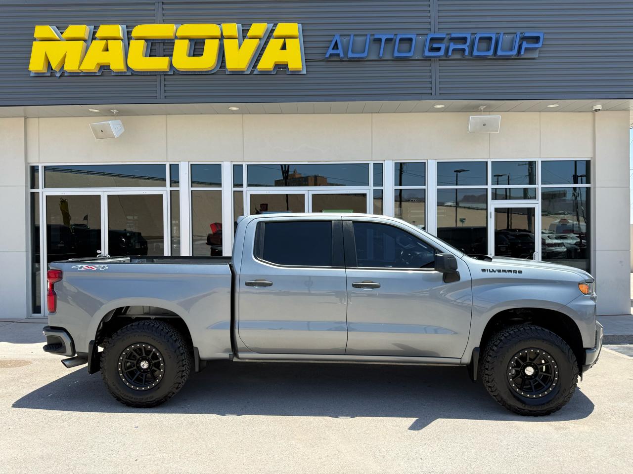 2022 Chevrolet Silverado 1500 LTD 4WD Crew Cab 147" Custom