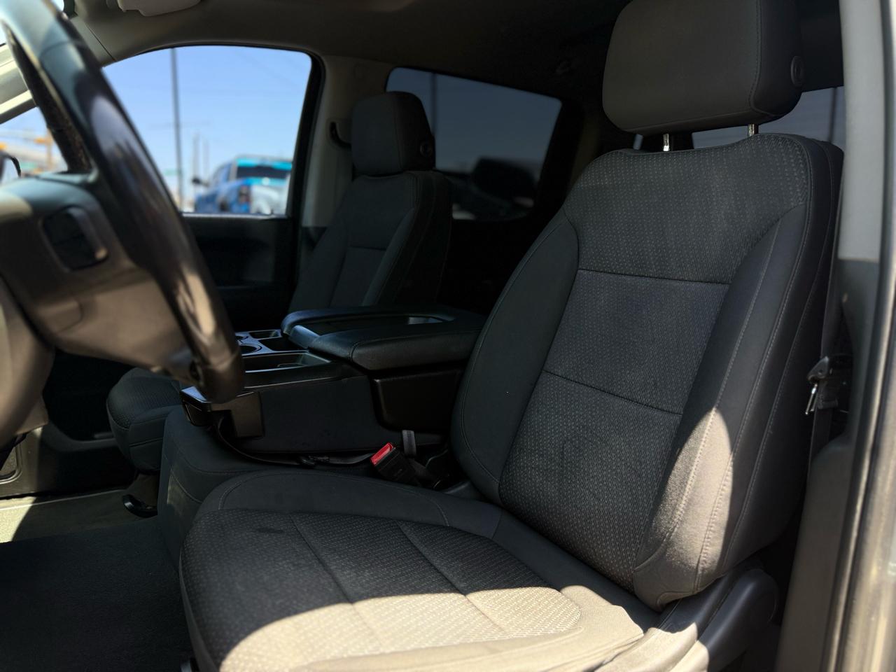 Chevrolet Silverado 1500 LTD 4WD Crew Cab 147" Custom 2022
