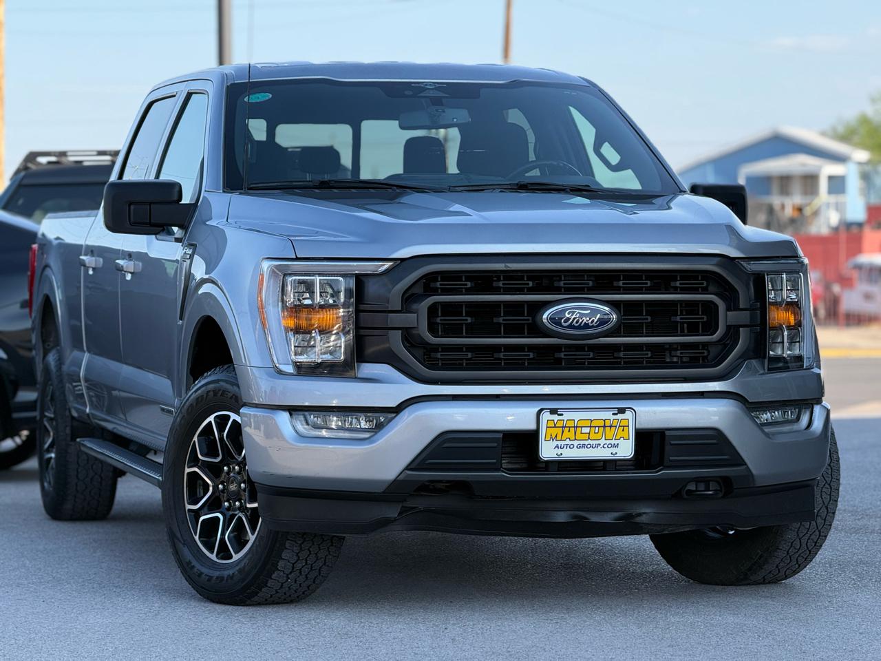 Ford F-150 XLT SuperCrew 5.5-ft. Bed 4WD 2023