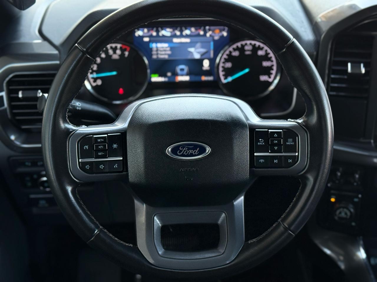 Ford F-150 XLT SuperCrew 5.5-ft. Bed 4WD 2023