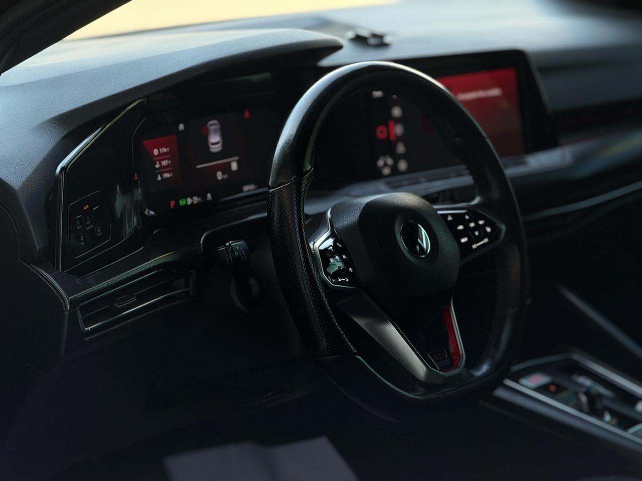 Volkswagen Golf GTI 2.0T SE DSG 2022