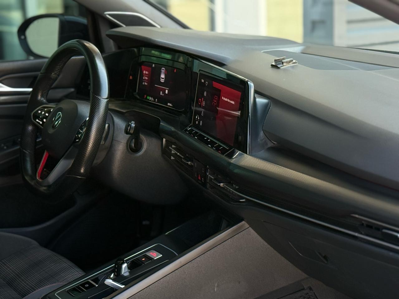 Volkswagen Golf GTI 2.0T SE DSG 2022