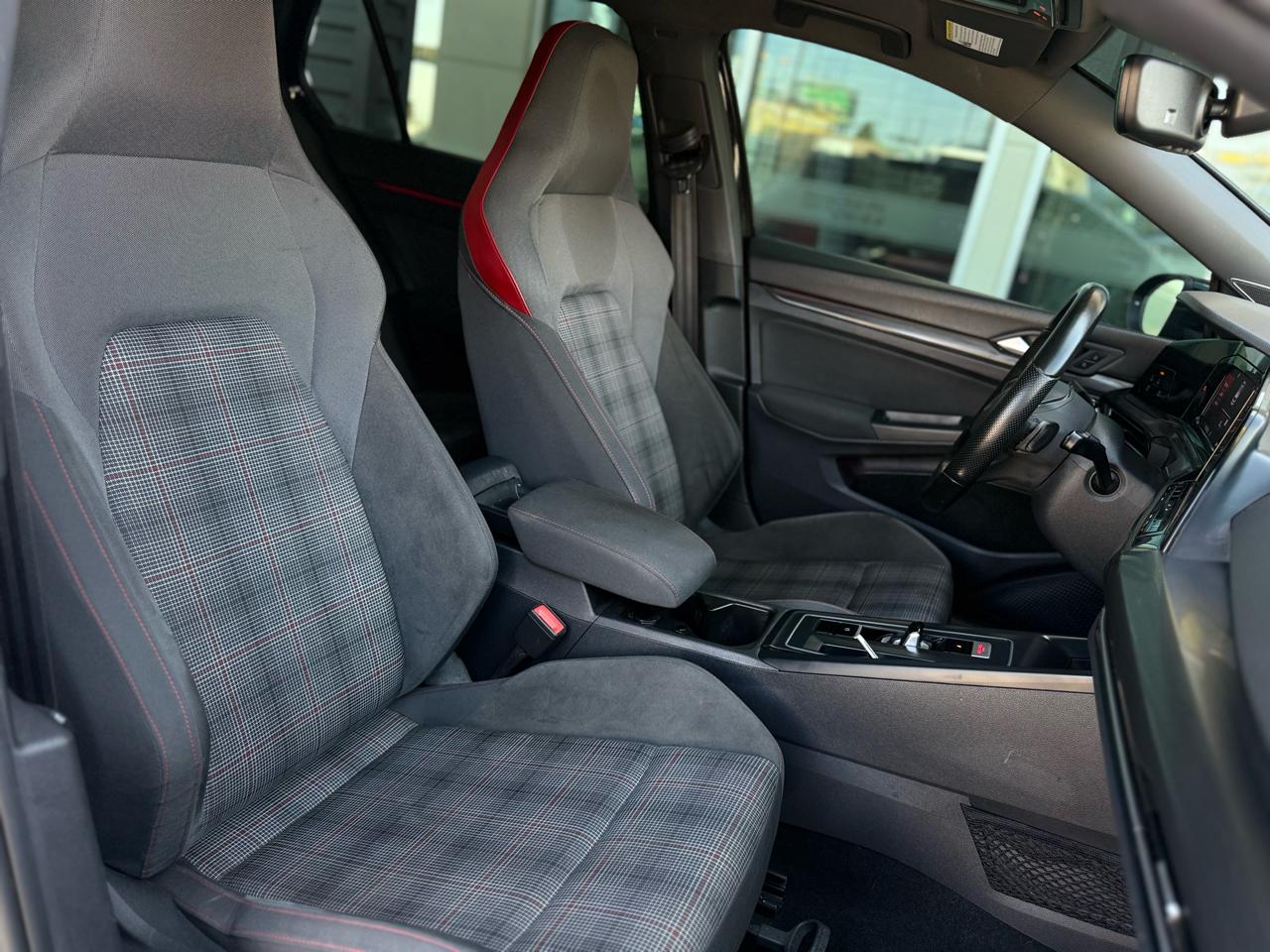 Volkswagen Golf GTI 2.0T SE DSG 2022