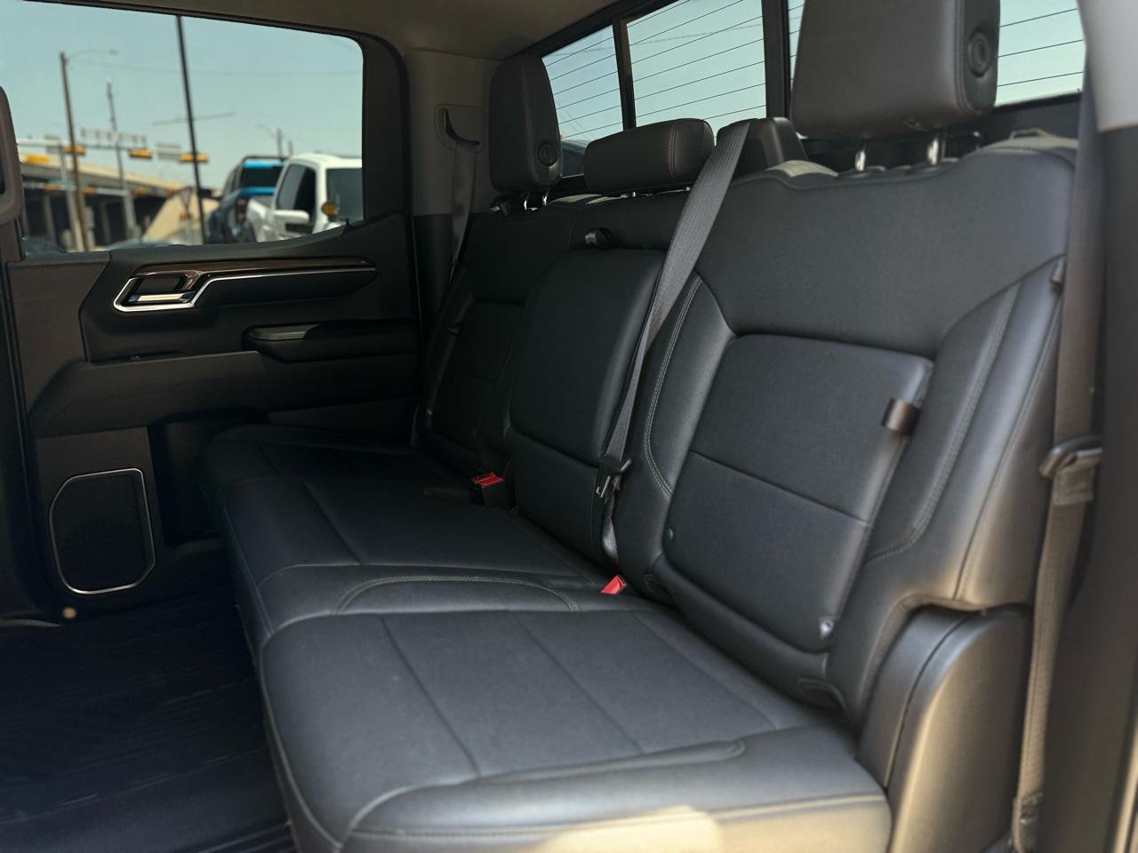 Chevrolet Silverado 1500 4WD Crew Cab 147" LT Trail Boss 2022