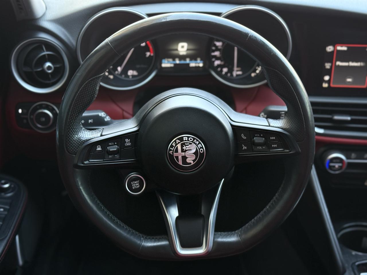 Alfa Romeo Giulia RWD 2021