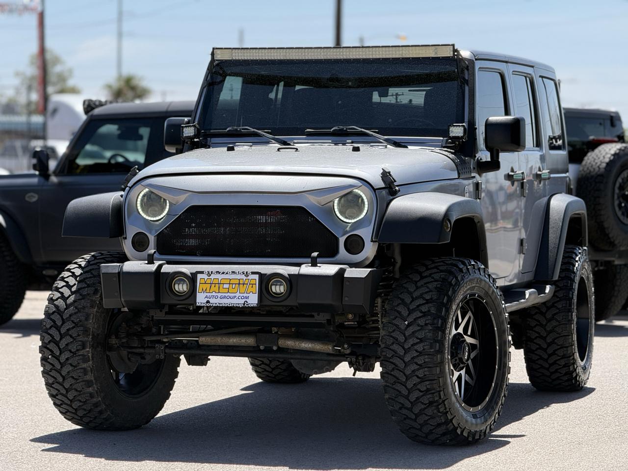 Jeep Wrangler Unlimited 4WD 4dr Sport 2016