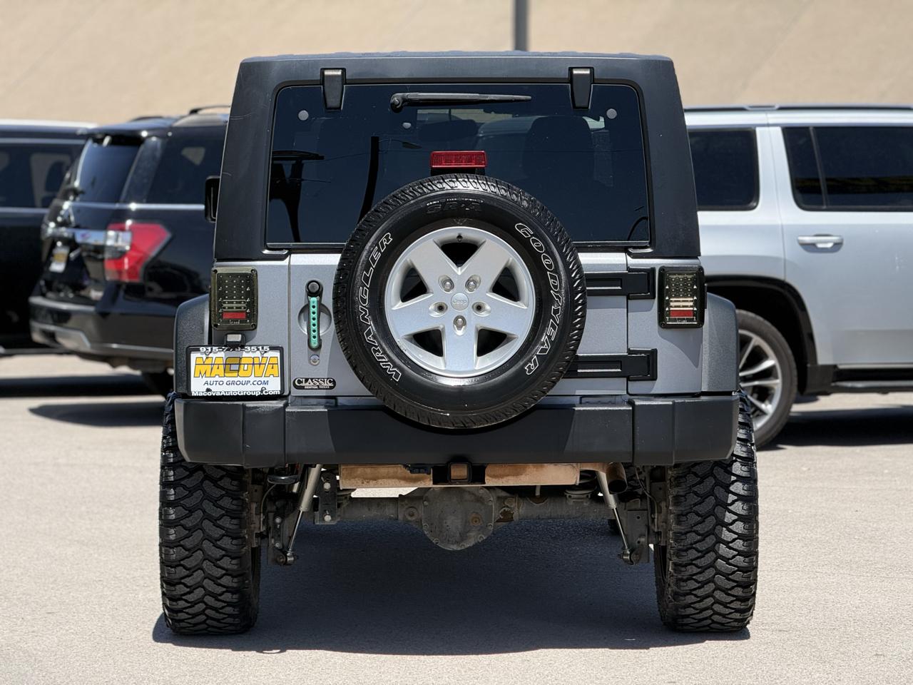 Jeep Wrangler Unlimited 4WD 4dr Sport 2016
