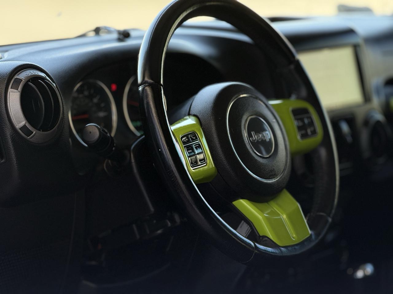 Jeep Wrangler Unlimited 4WD 4dr Sport 2016