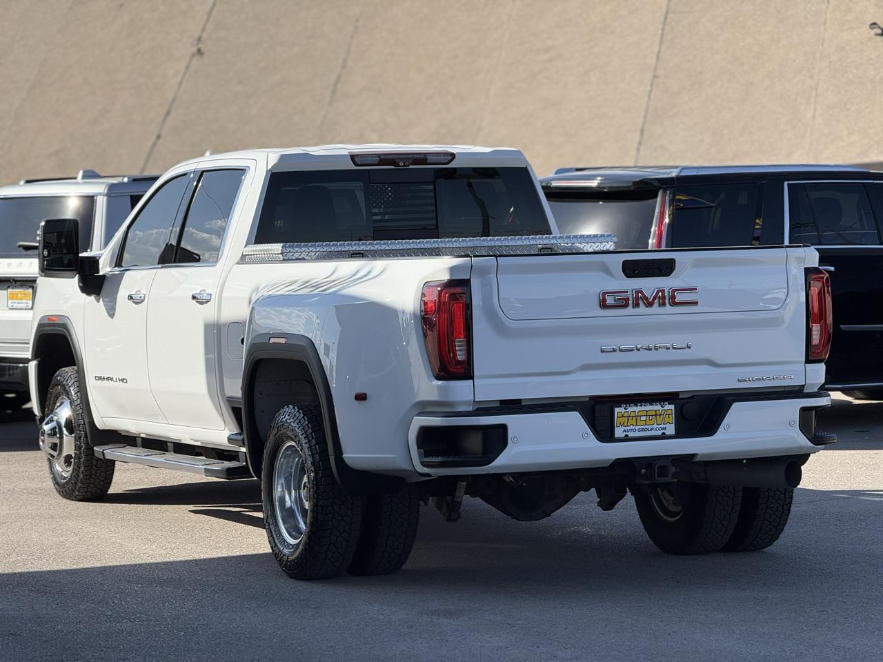 GMC Sierra 3500HD 4WD Crew Cab 172" Denali 2020