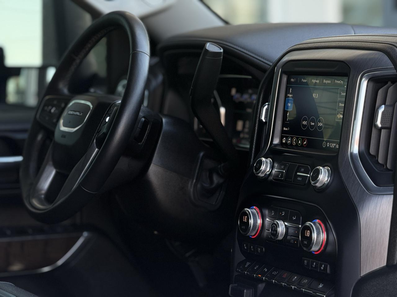 GMC Sierra 3500HD 4WD Crew Cab 172" Denali 2020