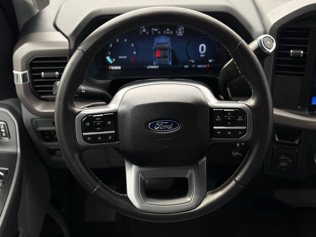 Ford F-150 XLT 2WD SuperCrew 5.5' Box 2025