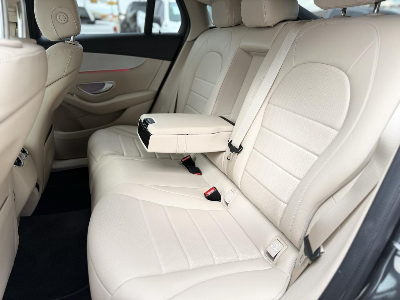 Mercedes-Benz GLC GLC 300 4MATIC Coupe 2023
