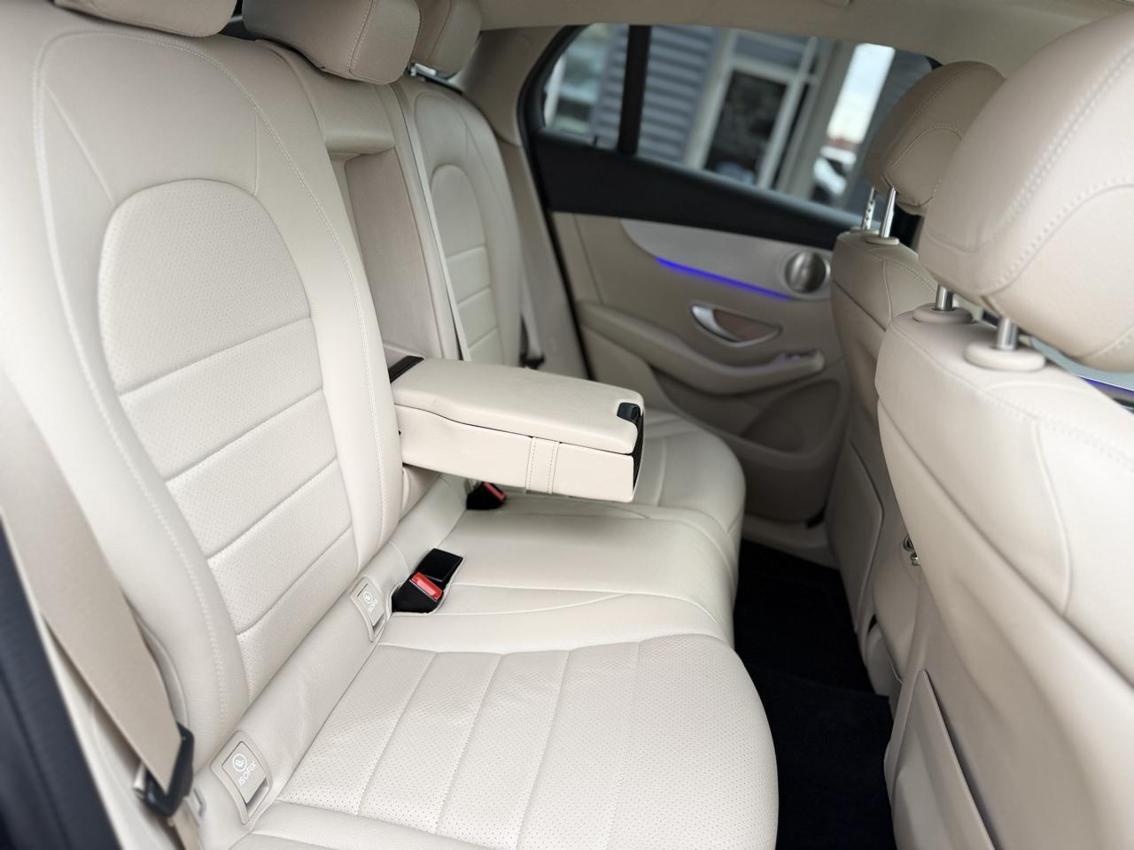 Mercedes-Benz GLC GLC 300 4MATIC Coupe 2023