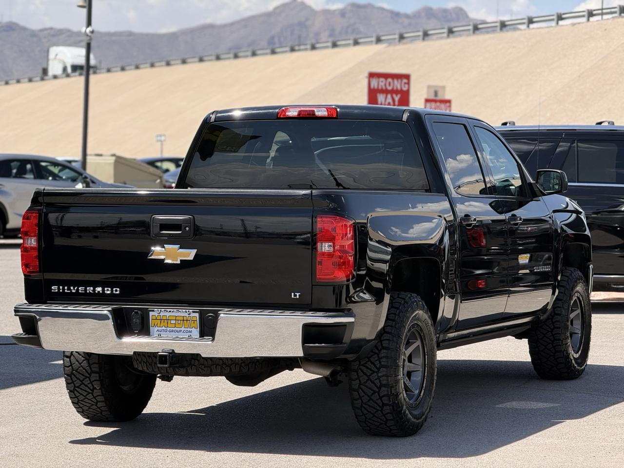Chevrolet Silverado 1500 2WD Crew Cab 143.5" LT w/1LT 2017