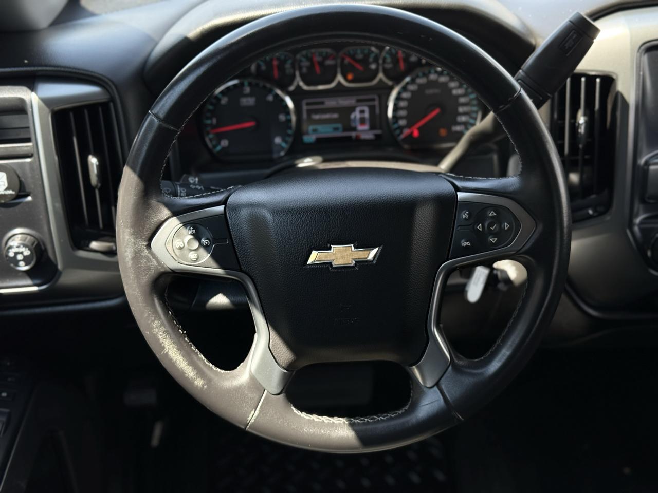 Chevrolet Silverado 1500 2WD Crew Cab 143.5" LT w/1LT 2017