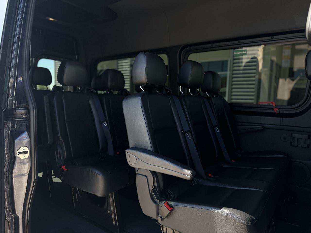 Mercedes-Benz Sprinter Passenger Van 2500 Standard Roof I4 Gas 144" RWD 2022