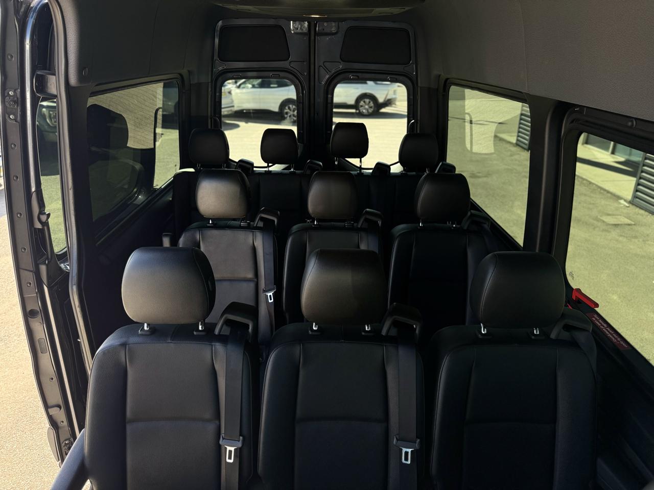Mercedes-Benz Sprinter Passenger Van 2500 Standard Roof I4 Gas 144" RWD 2022