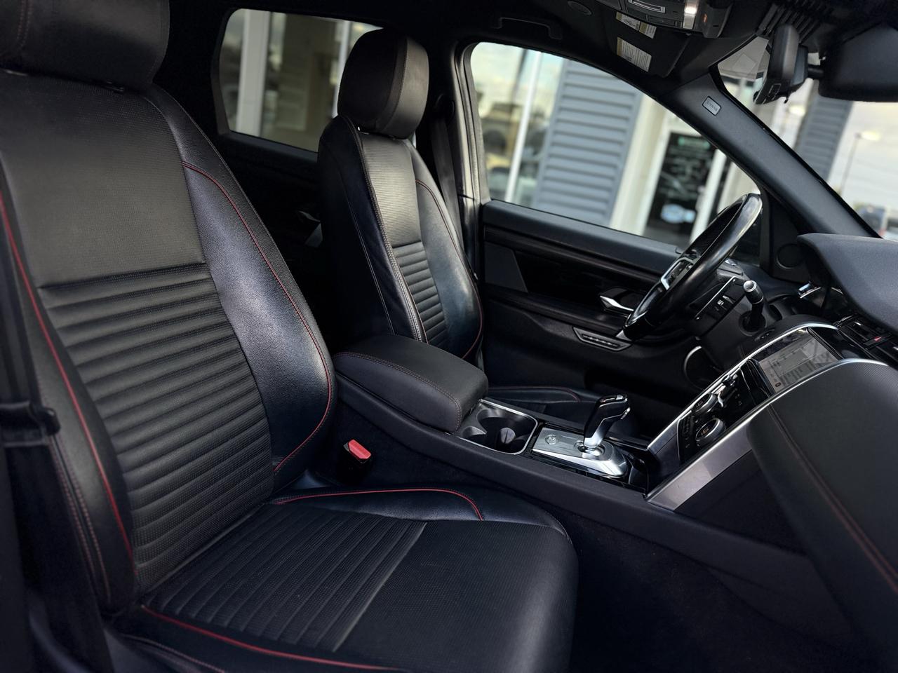 Land Rover Discovery Sport SE R-Dynamic 4WD 2022