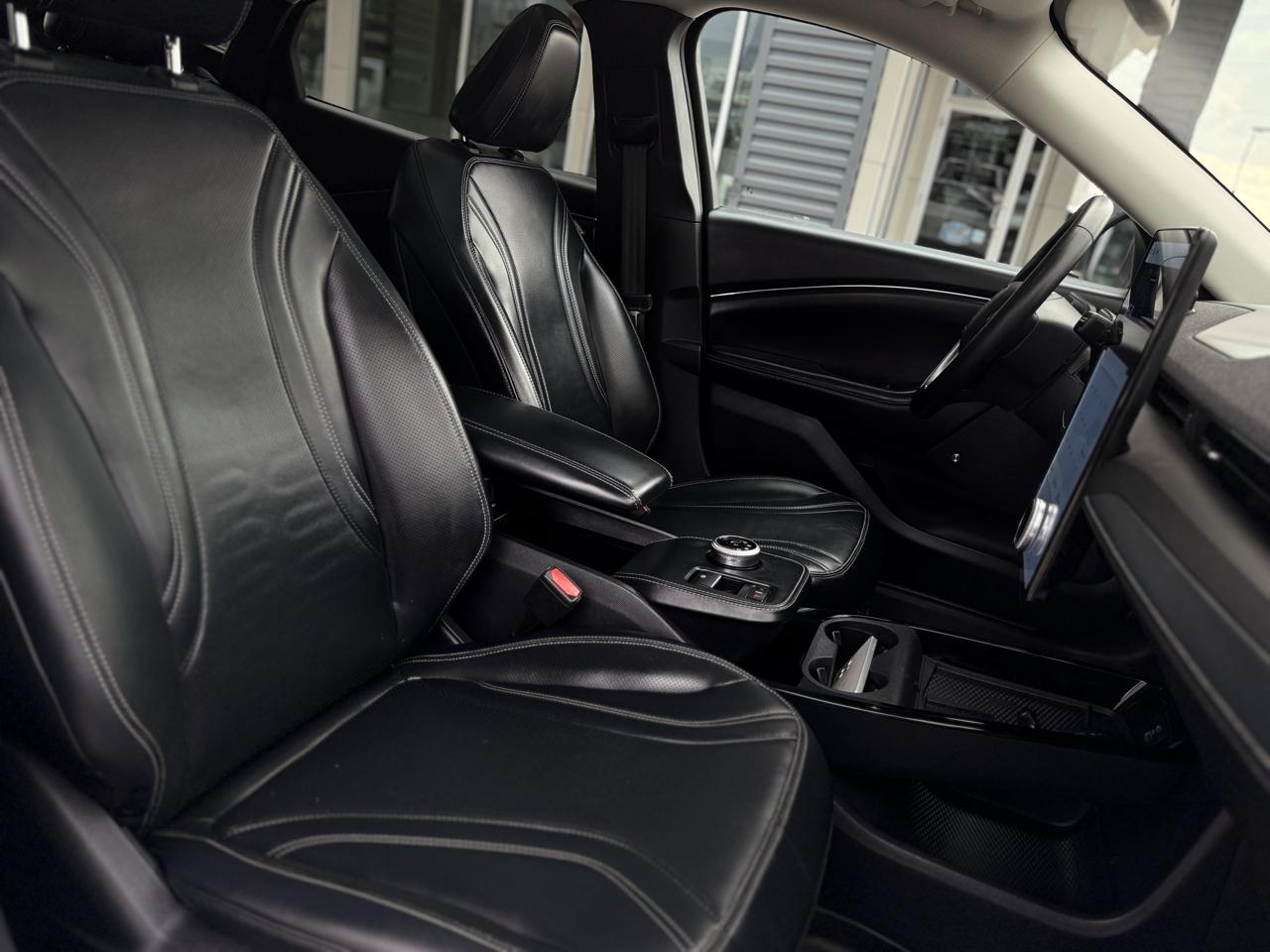 Ford Mustang Mach-E Premium RWD 2023