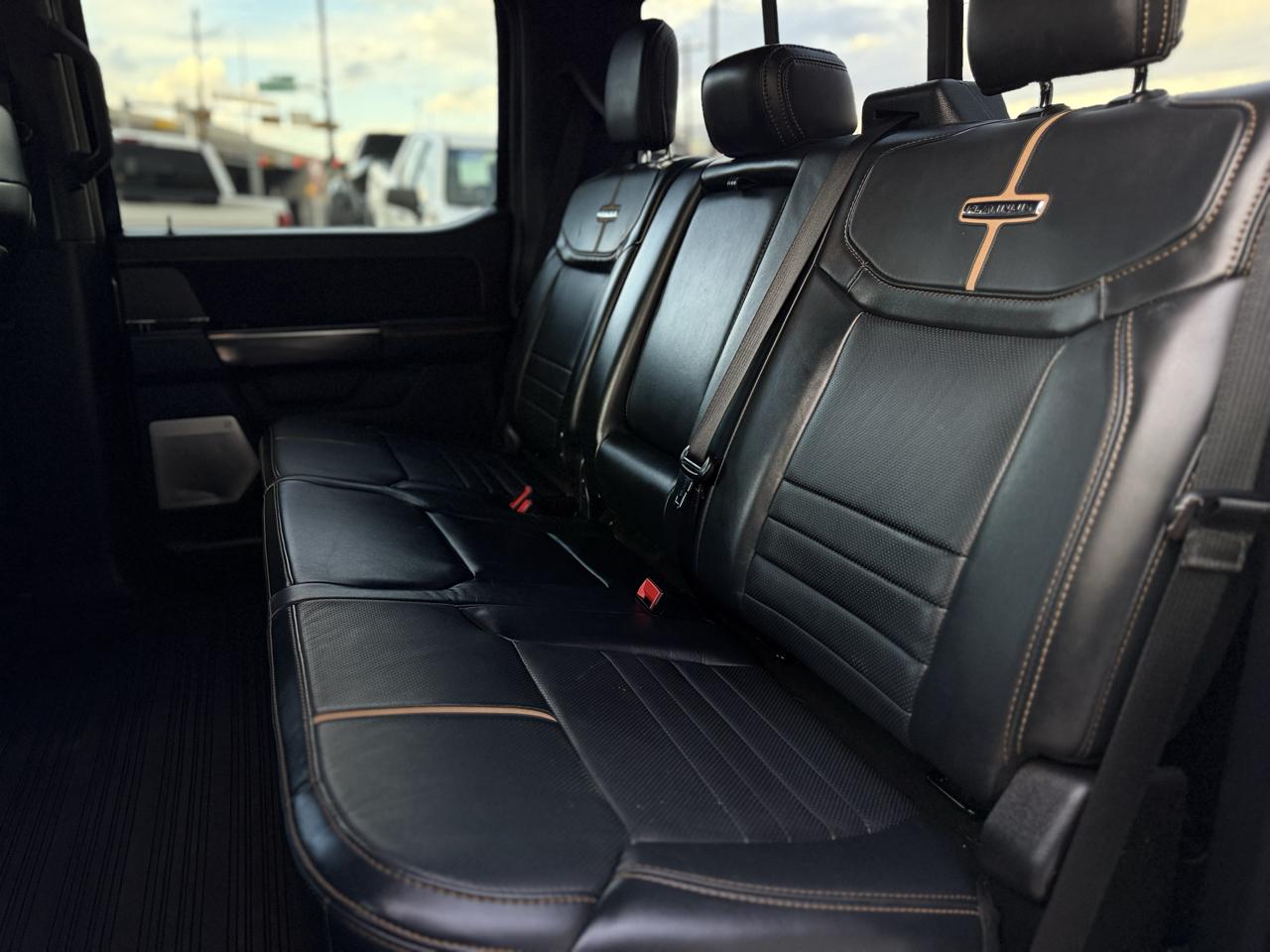 Ford F-150 Platinum 4WD SuperCrew 5.5' Box 2022