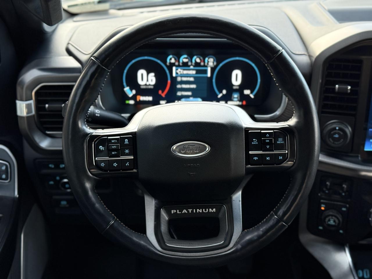 Ford F-150 Platinum 4WD SuperCrew 5.5' Box 2022